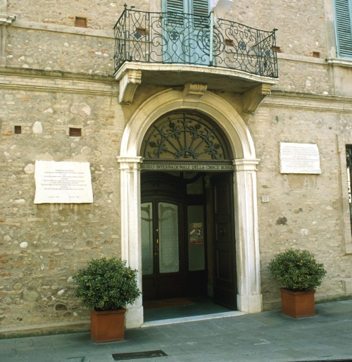 ingresso del Museo della Croce Rossa