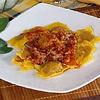 Tortelli di zucca con sugo alla salamell